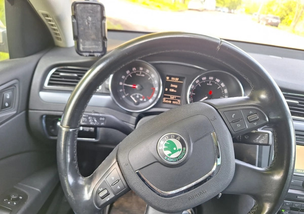 Skoda Superb cena 24000 przebieg: 254400, rok produkcji 2011 z Zabrze małe 16